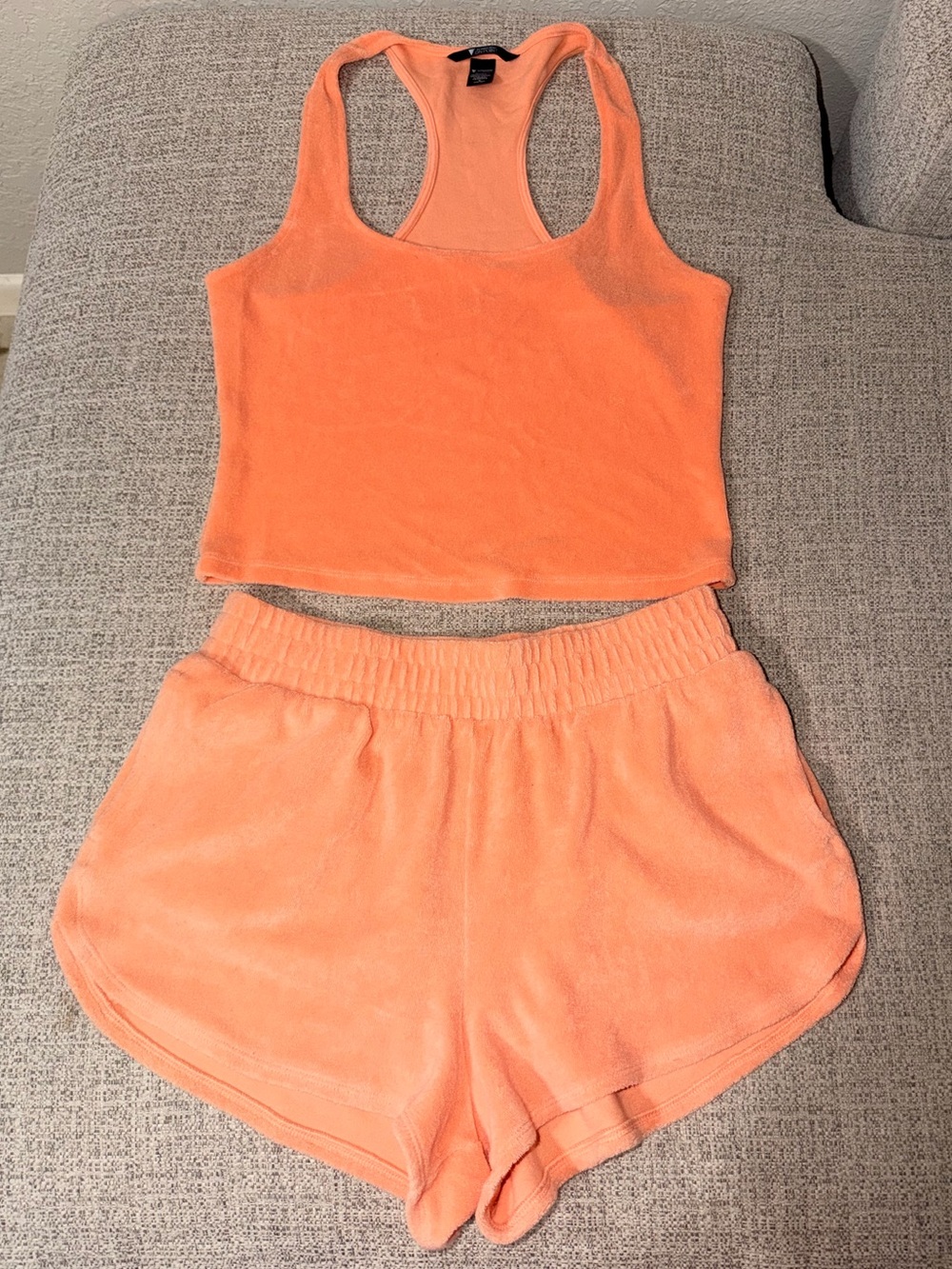 Victoria's Secret Coral Lounge Tank & Shorts Set - Picture 5 of 9